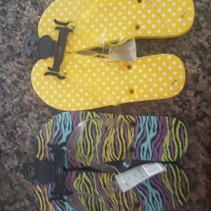 Lot of 2 XL unisex flip flips size 8-9 large zebra & yellow w/ white polka dots